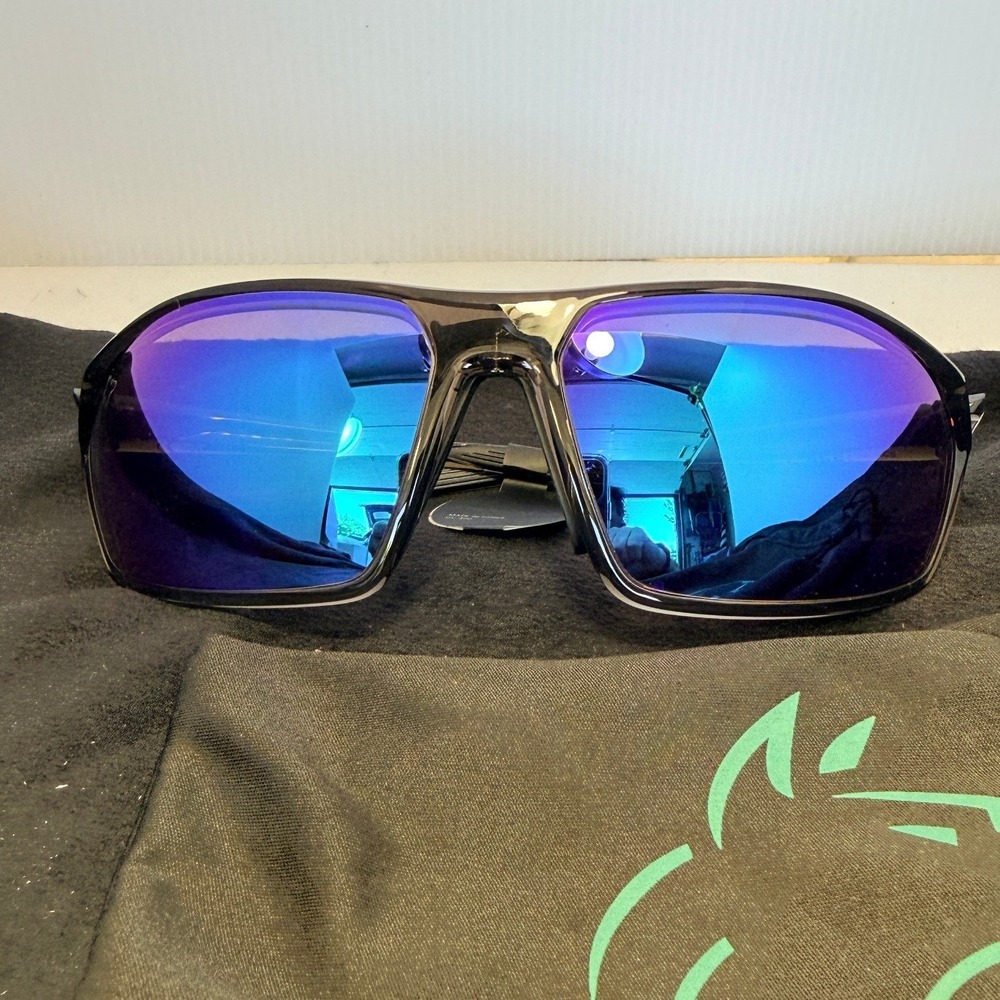Green Wolf Scout Fairway Designer Sunglasses, Case & Box NWT